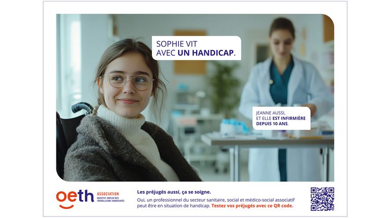 Sophie est au 1er plan, le texte nous dit qu'elle est en situation de handicap, tout comme Jeanne qui se trouve au second et qui est son infirmière